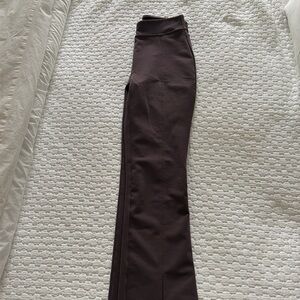 Alo yoga flare leggings never worn